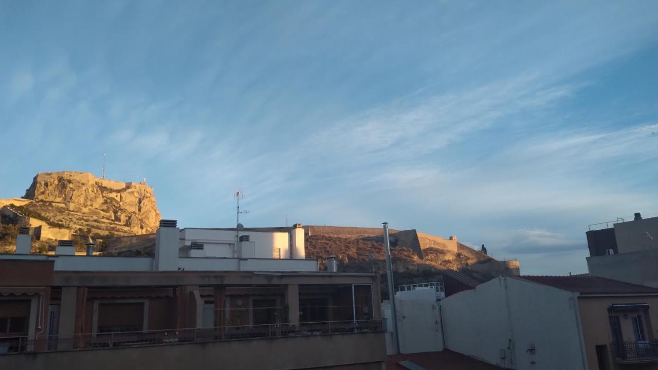 Love Alicante Eksteriør bilde